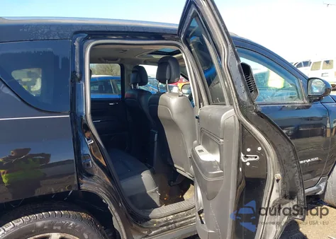 2016 Jeep Compass High Altitude Edition из США, поврежденный, VIN 1C4NJCEA7GD731601